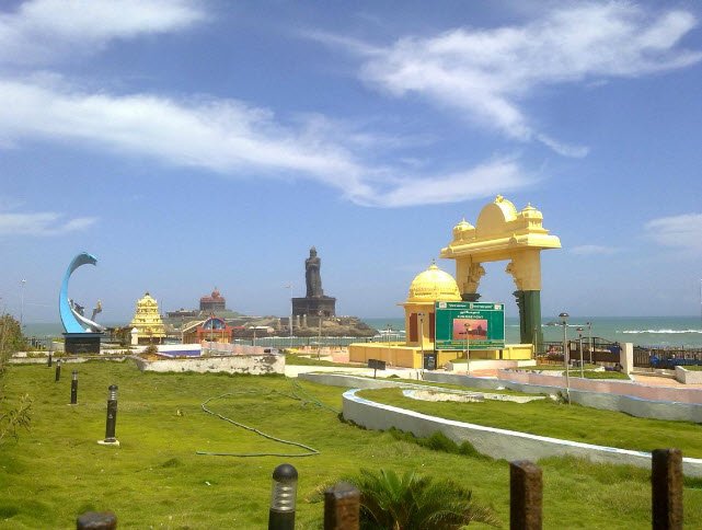 Tsunami Memorial Park, Kanyakumari, Tamil Nadu - Vushii.com